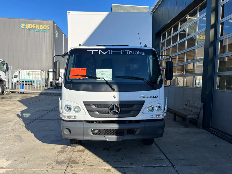 Camion fourgon neuf Mercedes-Benz Accelo 915 4x2 Closed Cargo Truck: photos 10