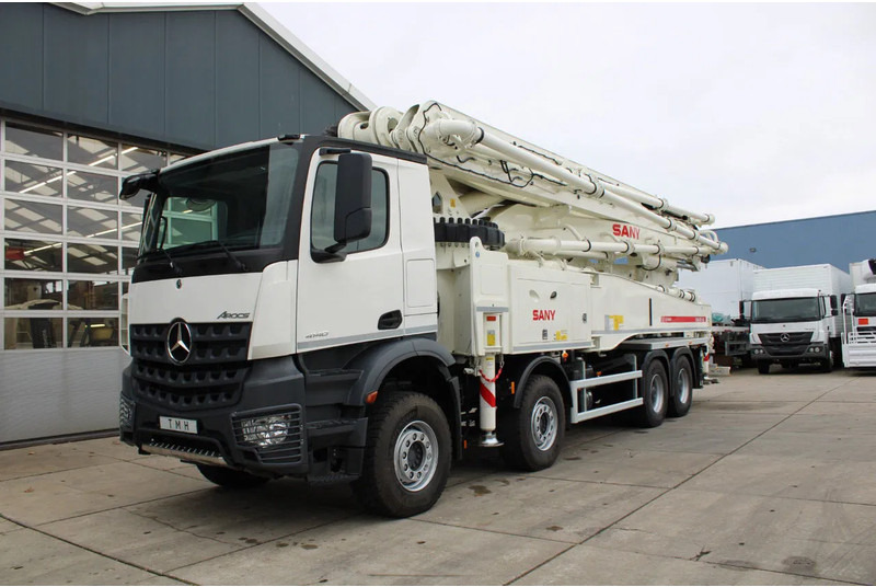 Mercedes-Benz Arocs 4140 8x4 Sany SY49 Concrete Pump Build by Putzmeister - Camion pompe: photos 1 Mercedes-Benz Arocs 4140 8x4 Sany SY49 Concrete Pump Build by Putzmeister - Camion pompe: photos 1