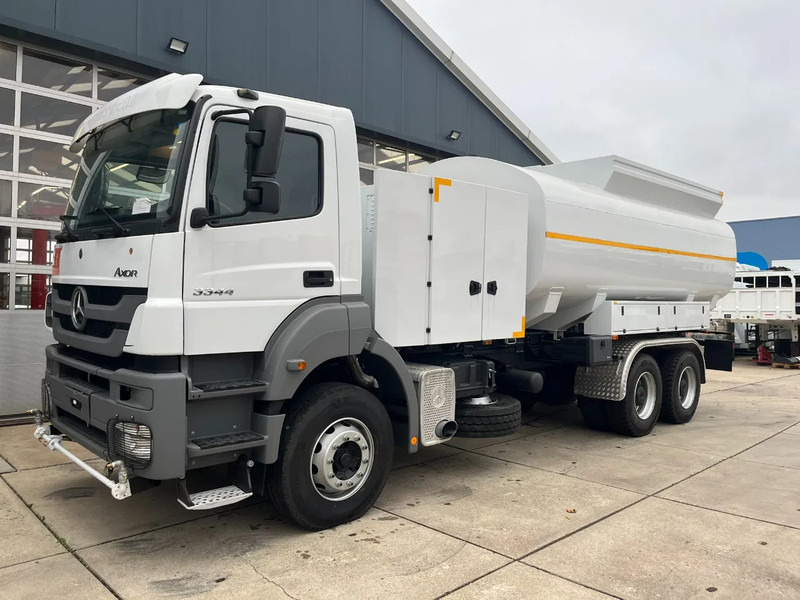 Mercedes-Benz Axor 3344 6x4 Water Tank Truck - Camion citerne: photos 1 Mercedes-Benz Axor 3344 6x4 Water Tank Truck - Camion citerne: photos 1