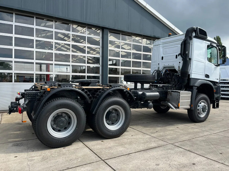 Mercedes-Benz Arocs 4058 AS 6x6 Tractor Head 180T Push Pull (Pre order) - Tracteur routier: photos 5 Mercedes-Benz Arocs 4058 AS 6x6 Tractor Head 180T Push Pull (Pre order) - Tracteur routier: photos 5