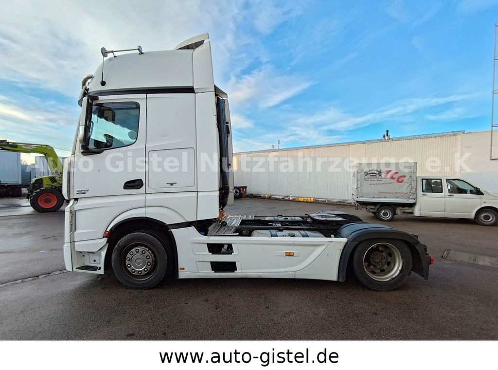 Mercedes-Benz Actros 1845 LS GigaSpace - Tracteur routier: photos 3 Mercedes-Benz Actros 1845 LS GigaSpace - Tracteur routier: photos 3