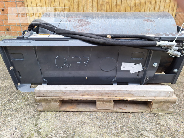Bobcat Vibrationswalze 48 - Compacteur: photos 4 Bobcat Vibrationswalze 48 - Compacteur: photos 4