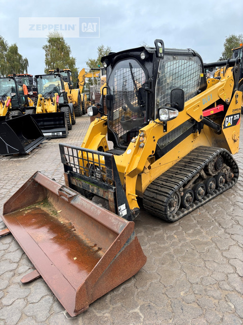 Cat 257D - Mini chargeuse: photos 1 Cat 257D - Mini chargeuse: photos 1