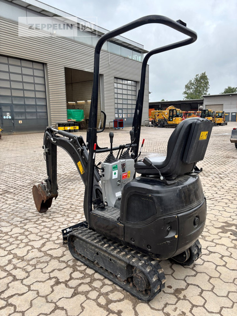 Cat 300.9D - Mini pelle: photos 3 Cat 300.9D - Mini pelle: photos 3