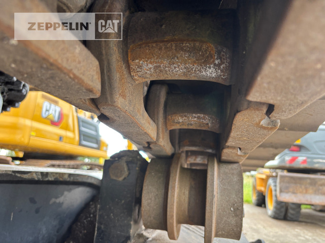 Pelle sur chenille Cat 336-07C: photos 35