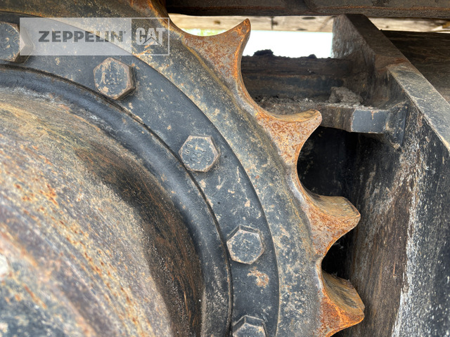 Pelle sur chenille Cat 336-07C: photos 33