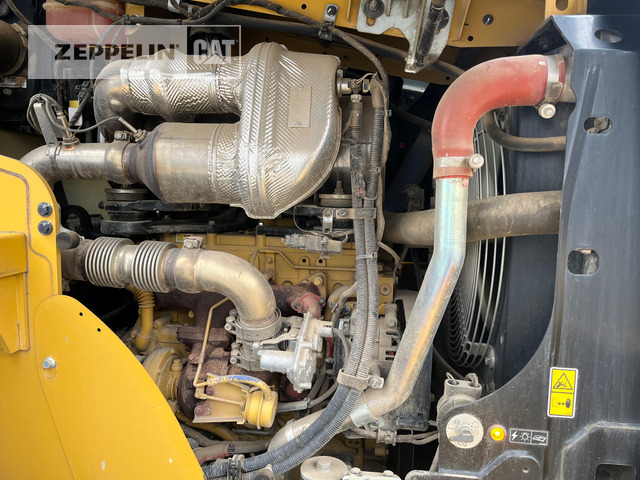 Chargeuse sur pneus Cat 918M: photos 11