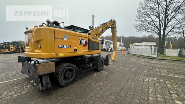 Cat MH3024-06C - Pelle de manutention: photos 3 Cat MH3024-06C - Pelle de manutention: photos 3