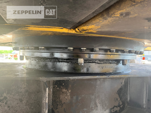 Pelle de manutention Cat MH3026-06C: photos 11