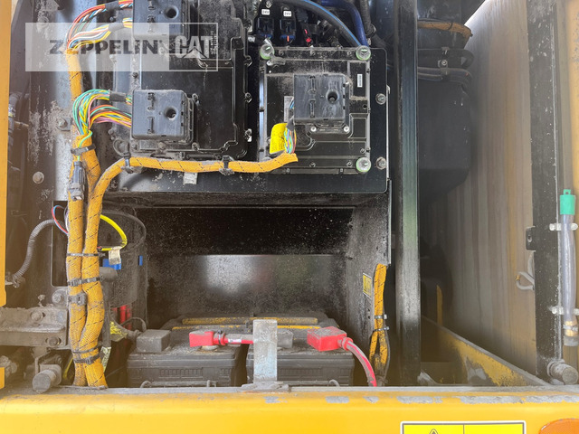 Pelle de manutention Cat MH3026-06C: photos 21