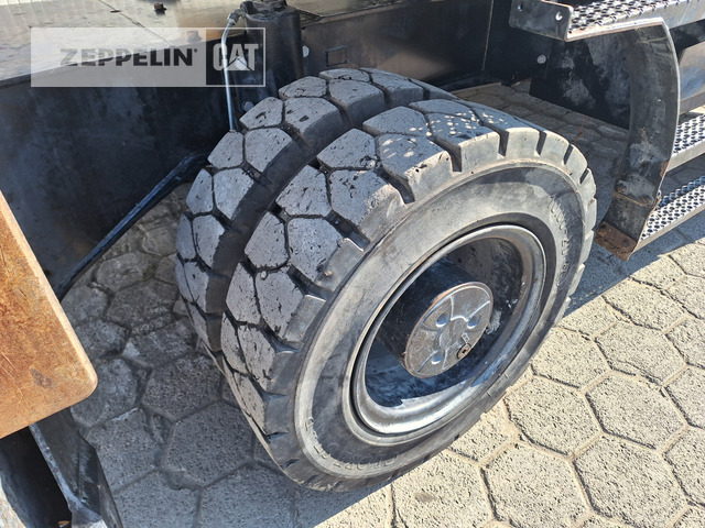 Pelle de manutention Cat MH3026-06C: photos 9