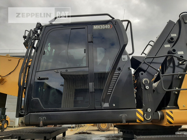 Pelle de manutention Cat MH3040-07A: photos 26