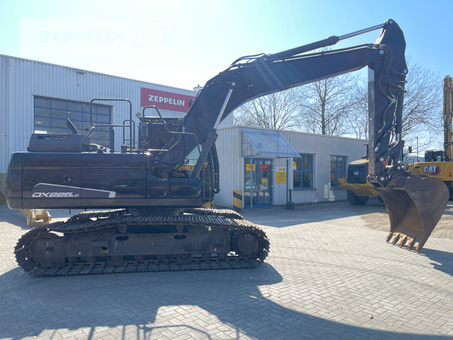 Doosan DX225LC-5 - Pelle sur chenille: photos 2 Doosan DX225LC-5 - Pelle sur chenille: photos 2