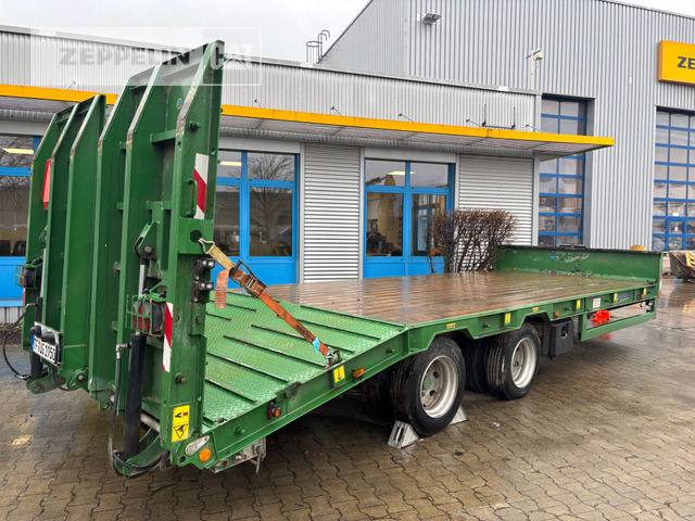 Pronar Narev Tiefladeanhänger - Remorque porte-engin surbaissée: photos 1 Pronar Narev Tiefladeanhänger - Remorque porte-engin surbaissée: photos 1