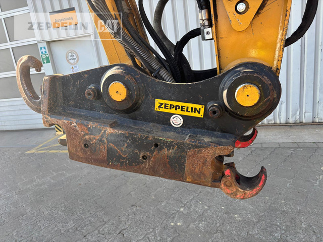 Sonstiges Primärprodukte Kompo - Attache rapide pour Engins de chantier: photos 1 Sonstiges Primärprodukte Kompo - Attache rapide pour Engins de chantier: photos 1