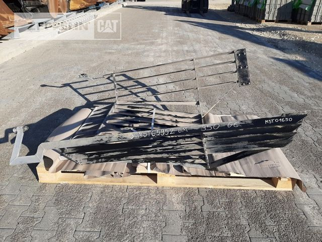 Sonstiges Schutzgitter 950GC - Calandre pour Engins de chantier: photos 2 Sonstiges Schutzgitter 950GC - Calandre pour Engins de chantier: photos 2