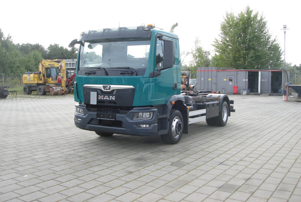MAN MAN TG-M Abrollkipper 15.250 BL - Camion ampliroll: photos 4 MAN MAN TG-M Abrollkipper 15.250 BL - Camion ampliroll: photos 4