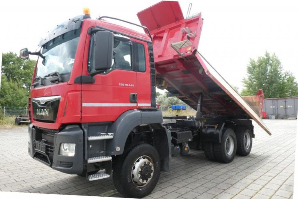 MAN TG-S 26.440 6x6 3-Achs Allradkipper Meiller - Camion benne: photos 2 MAN TG-S 26.440 6x6 3-Achs Allradkipper Meiller - Camion benne: photos 2