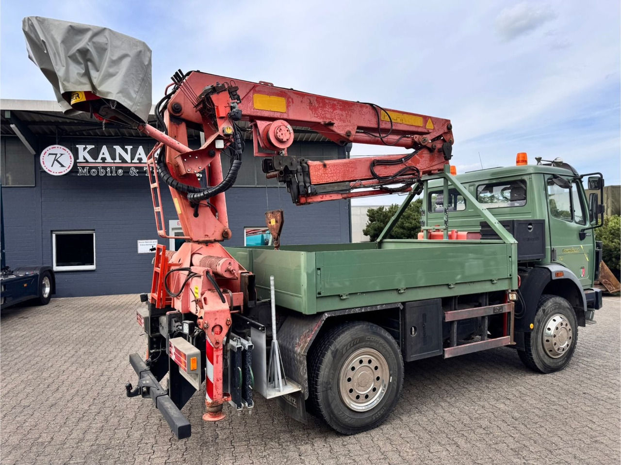 Mercedes-Benz 1417 AK Allrad Palfinger Montagekran 17,7m 64TKM - Camion grue: photos 5 Mercedes-Benz 1417 AK Allrad Palfinger Montagekran 17,7m 64TKM - Camion grue: photos 5