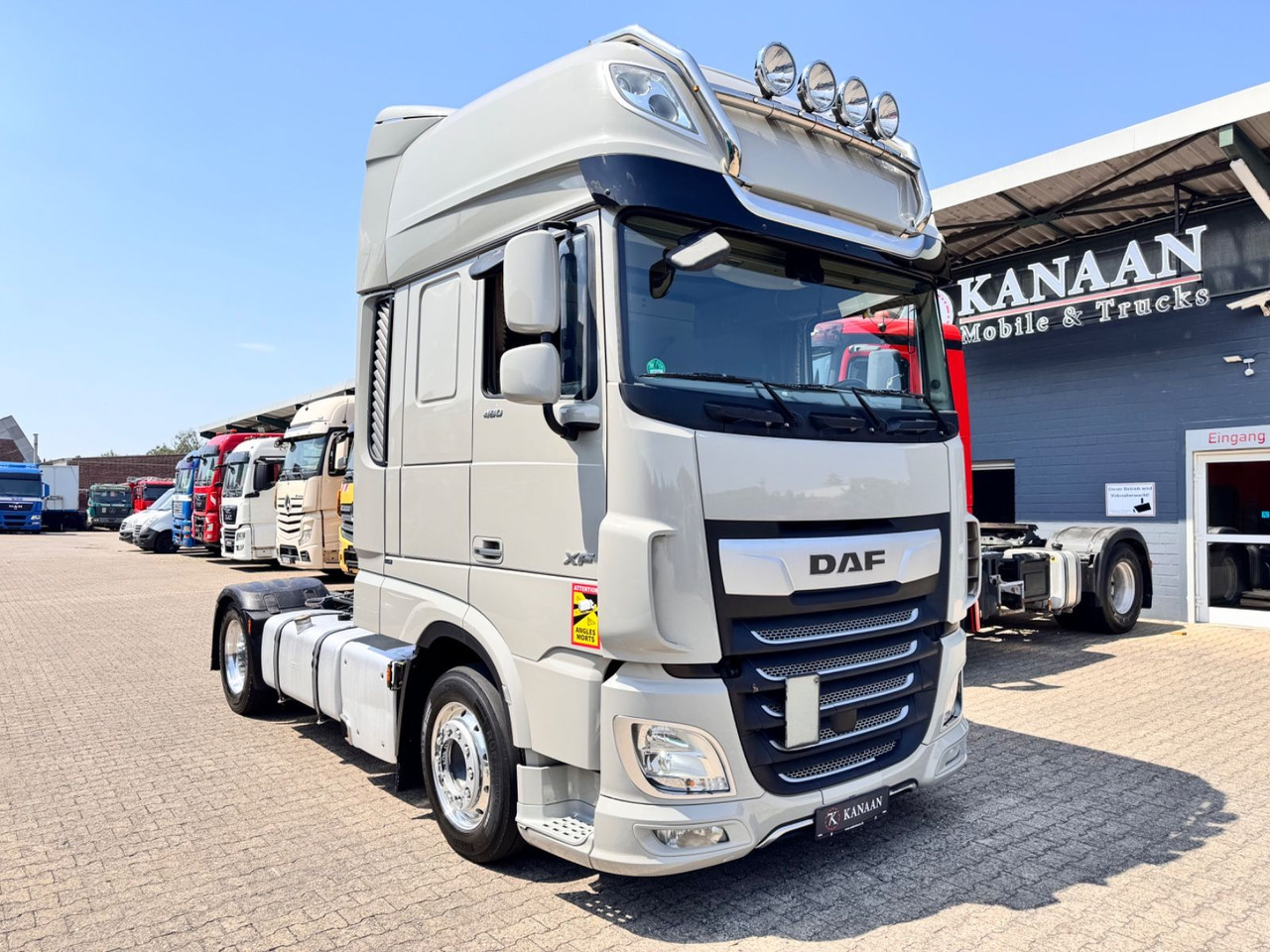 DAF XF 480 FT 4x2 SSC Low Deck Standklima ZF-Intard - Tracteur routier: photos 1 DAF XF 480 FT 4x2 SSC Low Deck Standklima ZF-Intard - Tracteur routier: photos 1