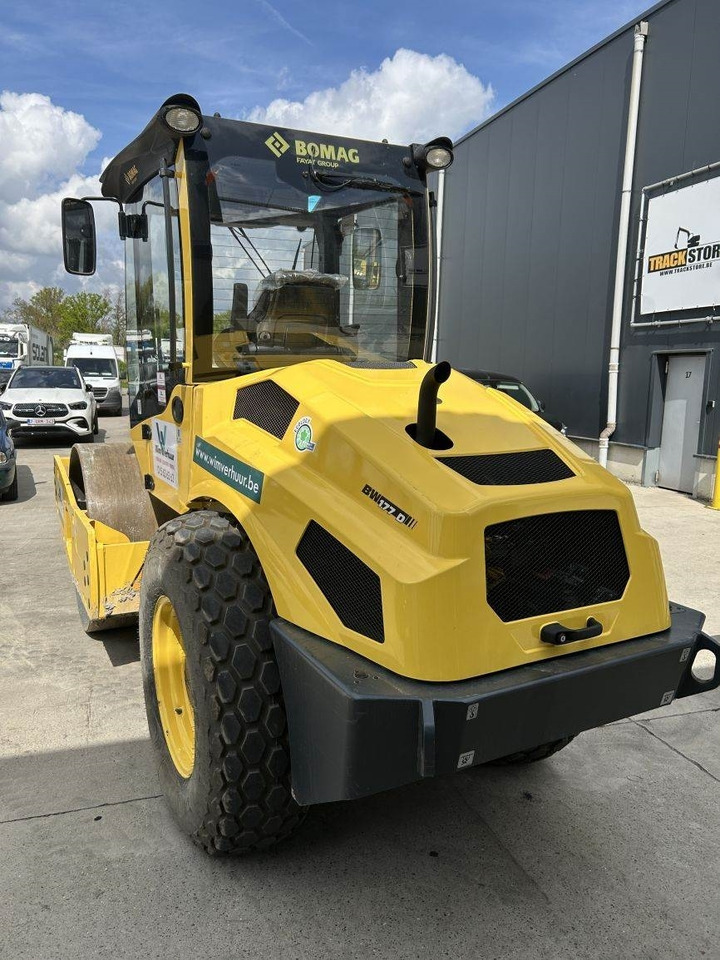 Bomag BW177D-5 (11093) - Compacteur à pieds de mouton/ Monocylindre: photos 4 Bomag BW177D-5 (11093) - Compacteur à pieds de mouton/ Monocylindre: photos 4