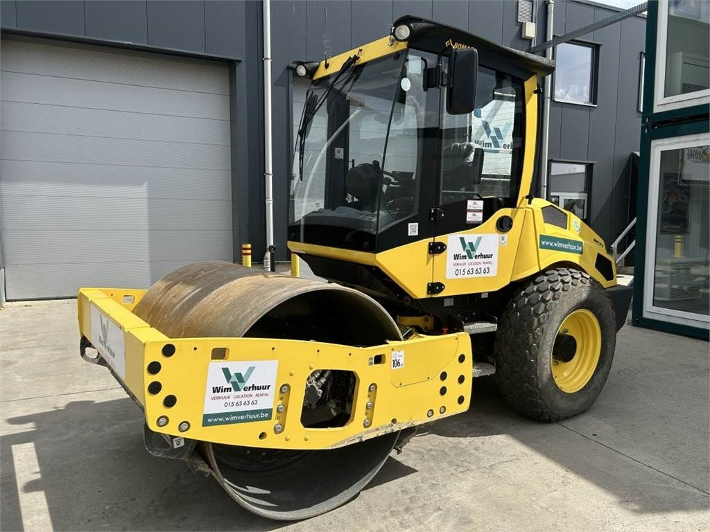 Bomag BW177D-5 (11093) - Compacteur à pieds de mouton/ Monocylindre: photos 1 Bomag BW177D-5 (11093) - Compacteur à pieds de mouton/ Monocylindre: photos 1