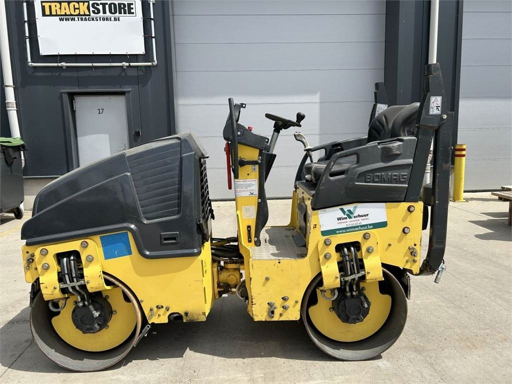 Bomag BW80AD-5 (4605) - Compacteur à pieds de mouton/ Monocylindre: photos 1 Bomag BW80AD-5 (4605) - Compacteur à pieds de mouton/ Monocylindre: photos 1