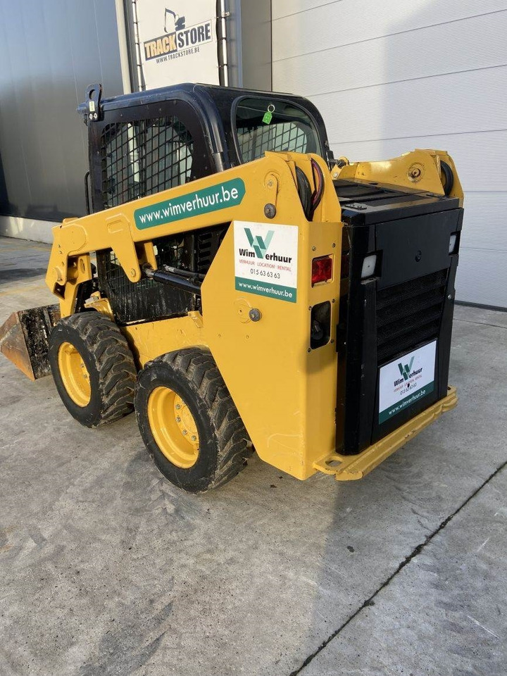CAT 226 D3 (5867) - Mini chargeuse: photos 2 CAT 226 D3 (5867) - Mini chargeuse: photos 2