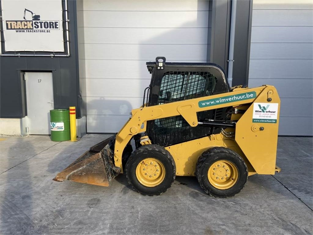 Mini chargeuse CAT 226 D3 (5867): photos 1