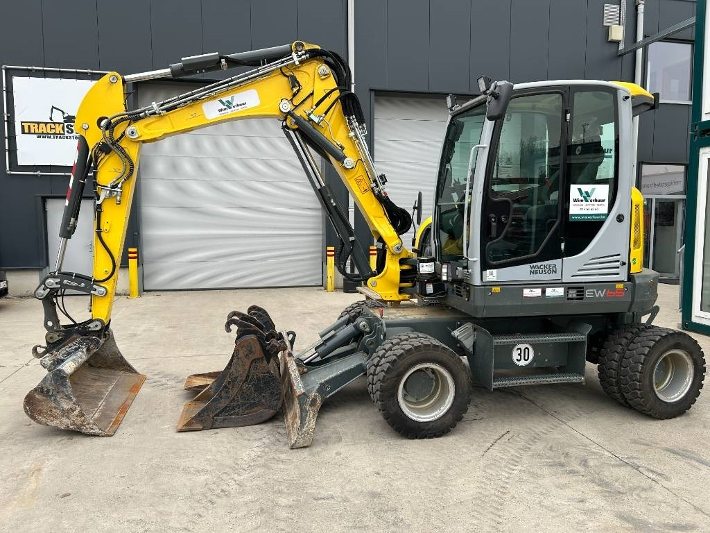 Wacker Neuson EW 65 - Pelle sur pneus: photos 1 Wacker Neuson EW 65 - Pelle sur pneus: photos 1