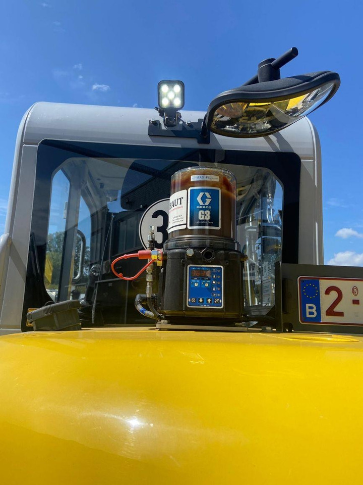 Wacker Neuson EW100 (7057)  - Pelle sur pneus: photos 5 Wacker Neuson EW100 (7057)  - Pelle sur pneus: photos 5