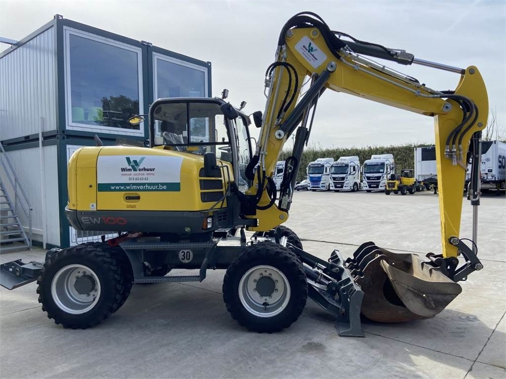 Wacker Neuson Neuson EW100 (6924) - Pelle sur pneus: photos 3 Wacker Neuson Neuson EW100 (6924) - Pelle sur pneus: photos 3
