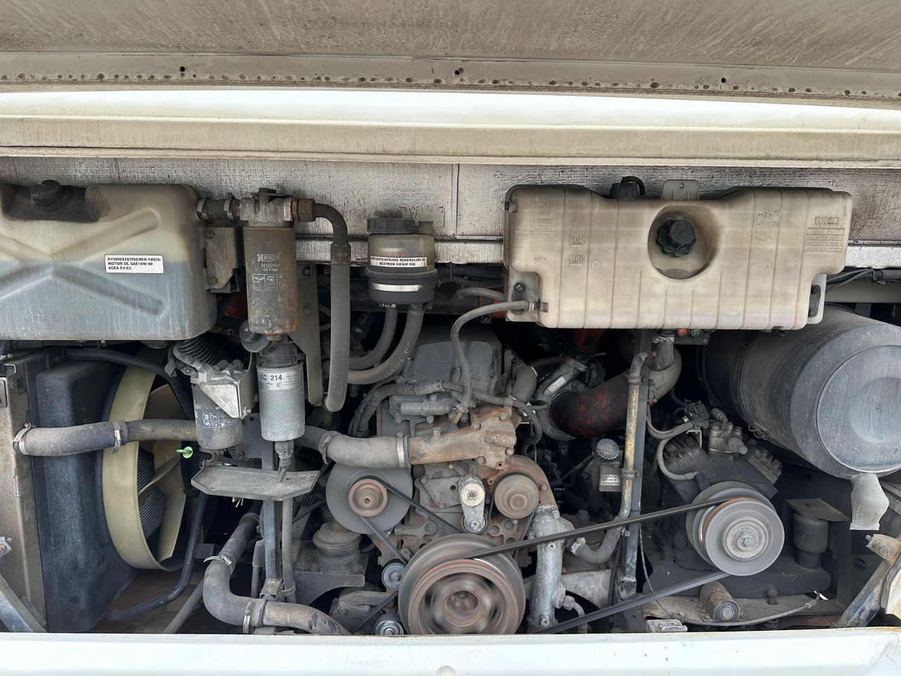 Iveco Irisbus Crossway LE SFR 162 *AC*100 km/h*Schalt Iveco Irisbus Crossway LE SFR 162 *AC*100 km/h*Schalt - Bus urbain: photos 4 Iveco Irisbus Crossway LE SFR 162 *AC*100 km/h*Schalt Iveco Irisbus Crossway LE SFR 162 *AC*100 km/h*Schalt - Bus urbain: photos 4