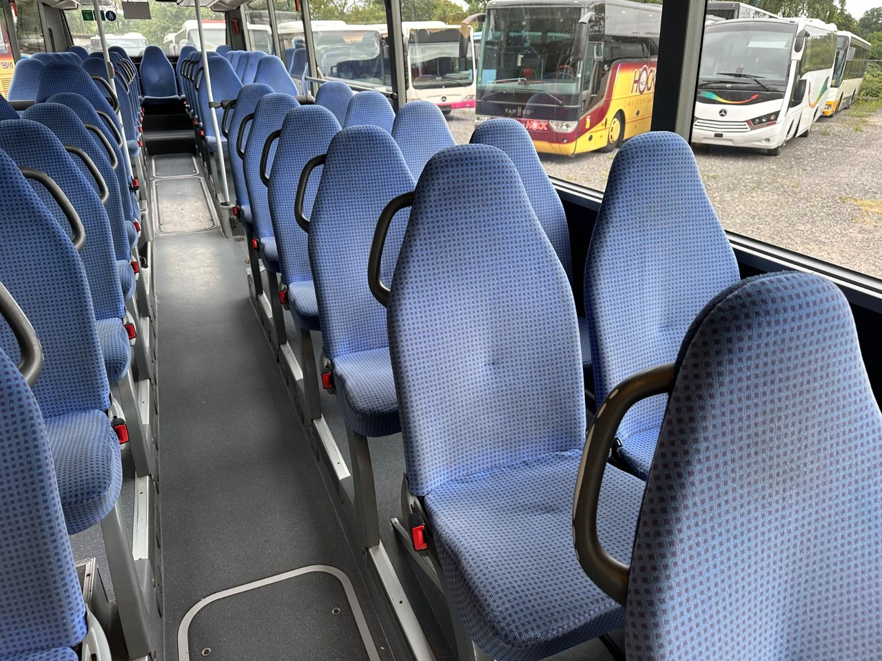 Bus interurbain Mercedes-Benz O550 Integro (56 Sitze*Klima*Schalt): photos 16