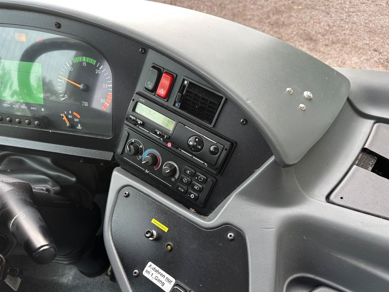 Bus interurbain Mercedes-Benz O560 Intouro (EEV*Schalt): photos 14