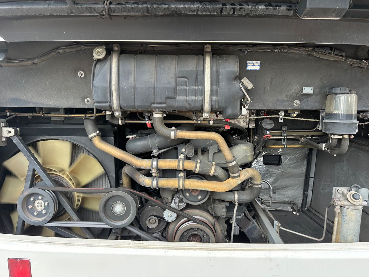 Mercedes-Benz O560 Intouro (EEV*Schalt) - Bus interurbain: photos 4 Mercedes-Benz O560 Intouro (EEV*Schalt) - Bus interurbain: photos 4