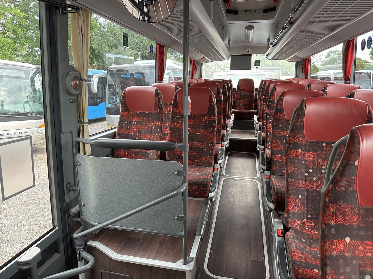 Crédit-bail de  Setra S 415 UL Business (54 SchlafSitze*Klima)UL-GT Setra S 415 UL Business (54 SchlafSitze*Klima)UL-GT: photos 15