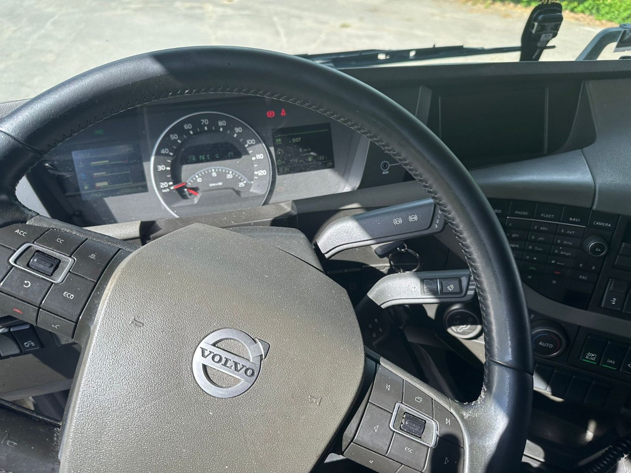 Volvo FH 460 Klima*4x2*Retarder - Tracteur routier: photos 5 Volvo FH 460 Klima*4x2*Retarder - Tracteur routier: photos 5